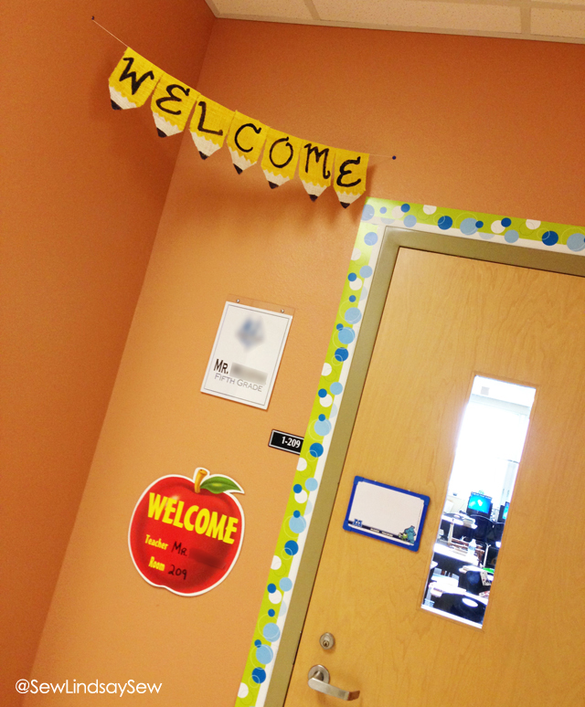 On the Sew Lindsay Sew blog: how to create pencil bunting banners for your classroom
